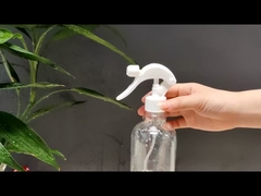 Kleine zwarte plastic triggersprayer 24/410 met zwart of wit knopslot