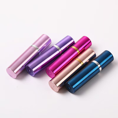 Luxe ABS 5ml Parfum Pen Met Spray Pump Met Top Filling Customized Kleuren