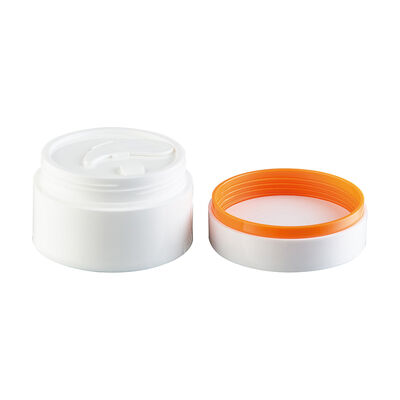 Witte cosmetische crème pot met binnendeksel voor huidverzorgingsproducten