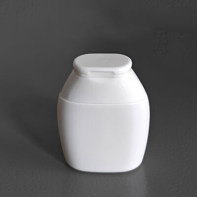 Flip Top Cap Design 40 ml 60 ml HDPE cosmetische fles met aanpasbare vormen voor shampoo en huidverzorging