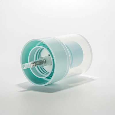 Plastic 20/410 24/410 28/410 Dubbellagige mistsproeier in verschillende kleuren voor cosmetische containers