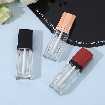 3.5ml vierkant plastic lipglazuur buis met borstel, kleur kan worden aangepast