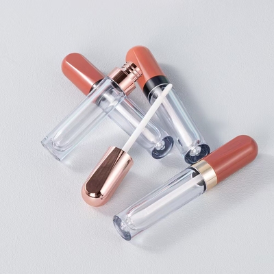 Plastic ronde 4,5 ml lip glazuur buis elektroplatering ring kleur kan worden aangepast
