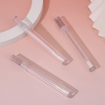 Eenvoudig sluitend schroefkap Slim 4,5 ml Plastic Lip Glaze Tube met aanpasbaar logo