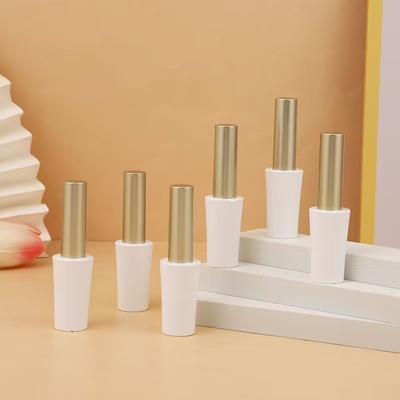 Cosmetica Essentiële ondoorzichtige lip glazuur buis met handige borstel applicator