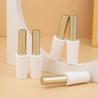 Cosmetica Essentiële ondoorzichtige lip glazuur buis met handige borstel applicator