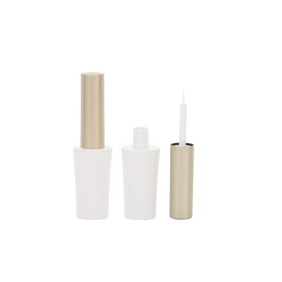 Cosmetica Essentiële ondoorzichtige lip glazuur buis met handige borstel applicator