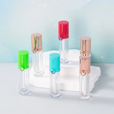 4 ml plastic lipglazuur buis met boorkap, aanpasbare kleur en geprint logo