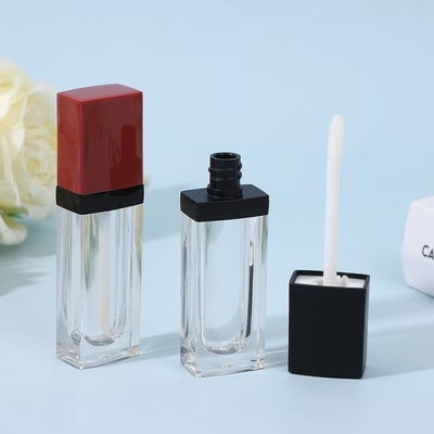 Lipgloss Tube Artikelnaam 3,5 ml Vierkante vorm lege stok met aangepaste kleur en logo