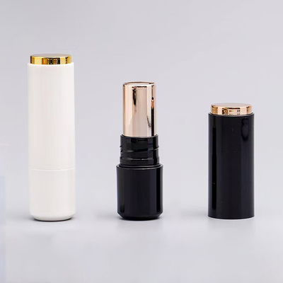Gepersonaliseerde kleuren geaccepteerd lege lippenstiftbuis 3,5 g met zegelring plastic materiaal