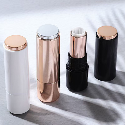 Gepersonaliseerde kleuren geaccepteerd lege lippenstiftbuis 3,5 g met zegelring plastic materiaal