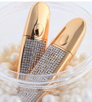 Ovale cosmetische verpakkingsoplossing 10g Lipstickbuis met schroefkap en strassende detail