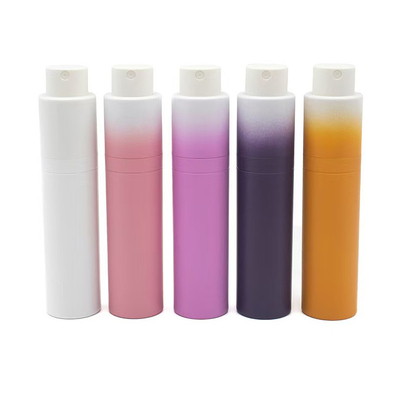 Draagbare 10ML 15ML en 20ML lege sproeipennen voor parfum aangepaste kleuren met gradiënt