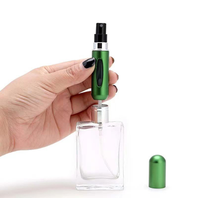 Op maat gemaakte draagbare 8 ml & 12 ml Aluminium Spray Pen Sprayfles Voor Parfum