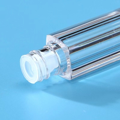 1.2 ml capaciteit Persoonlijke lege plastic container voor lipgloss buisverpakking