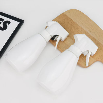 Nieuw ontwerp continue triggerspuit met een capaciteit van 100-500 ml en aangepaste kleur voor fijne neveltoepassing