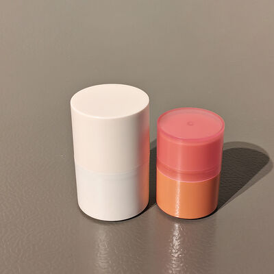 15g & 30g Lipgloss Tube met Schroefdop Sluiting en PETG/ABS Materiaal voor Lipmaskerpot en Balsemcontainer