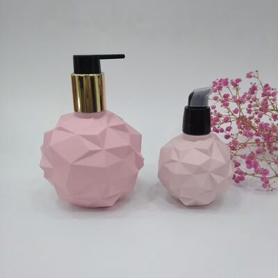120/300ML Diamantgeslepen Cosmetische Sprayfles met Voedselveilig Plastic voor Huidverzorgingslotion Container