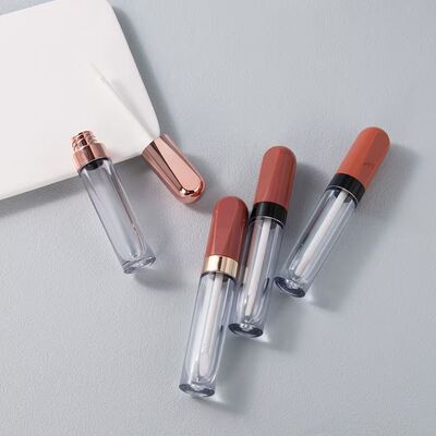 4.5 ml kunststof lipglossbuis met aangepaste kleuren en lekkagebestendige vormgeving voor lipverzorgingsproducten