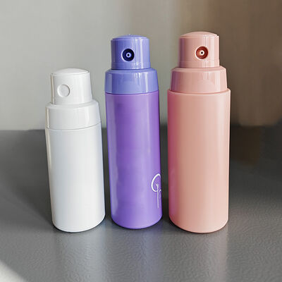 Groothandel Plastic Poeder Spuitflessen 60ML 100ML 150ML voor Toilet en Babypoeder met Aangepaste Kleuren