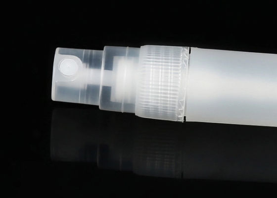 Lichtgewicht parfumpen met een capaciteit van 10 ml en ingebouwde clip voor op reis en zakontsmettingsmiddel