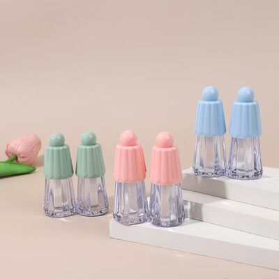 Groothandel 4,5 ml milieuvriendelijk kunststof paraplu type Lip Gloss Tube Stick voor Lip Care producten